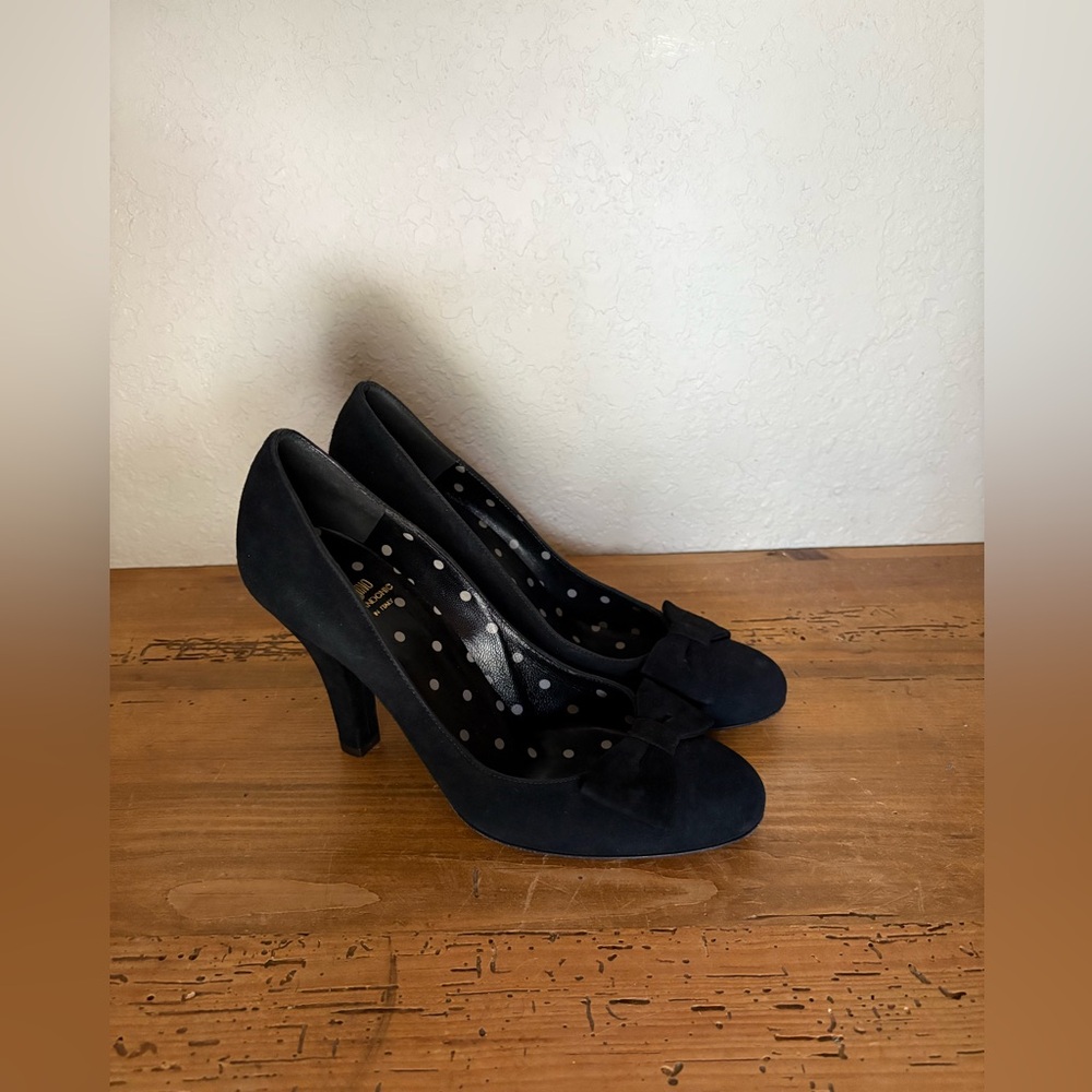 VTG Y2K Winter 2001 2002 Moschino Cheapandchic Suede Bow Pumps